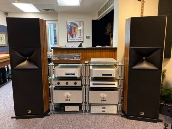 Montana M2!5s Loud Speakers with Linn, Esoteric and PBN Audio Electronics.