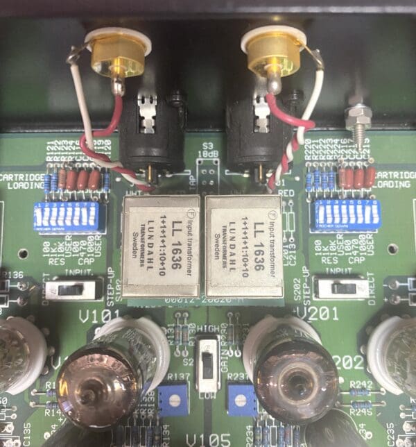 Balanced Audio Technologies VK P10 SE Phono Preamplifier