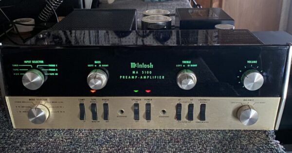 McIntosh MA 5100 STEREO INTEGRATED AMPLIFIER w/lights