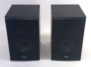 Boston Acoustics CR67 BOOKSHELF SPEAKERS