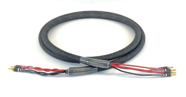 HARMONIC TECHNOLOGY PRO-9 + 3M REFERENCE SPEAKER CABLES