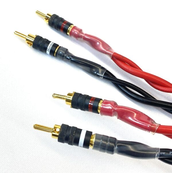 HARMONIC TECHNOLOGY PRO-9 + 3M REFERENCE SPEAKER CABLES