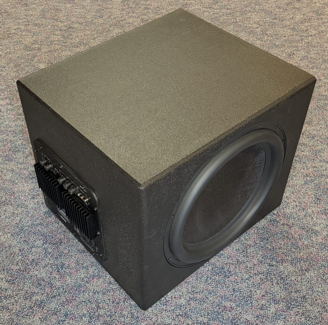 McGuire 18" 1000w Powered Sub Woofer front